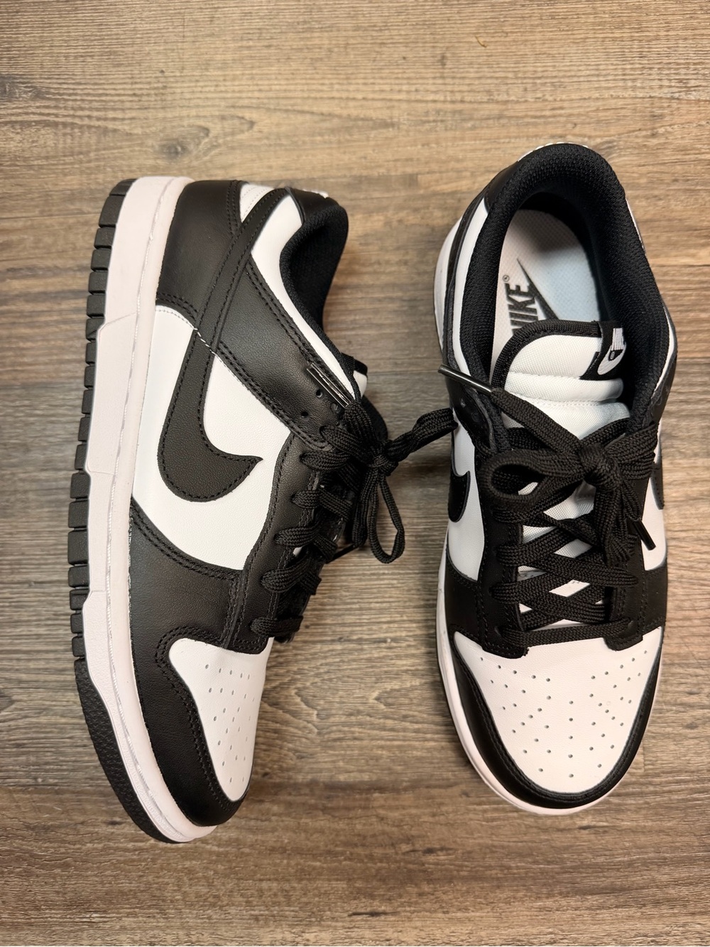 Nike Women’s Dunk Low Panda Black White Shoe Size US 8.5/Eur 40